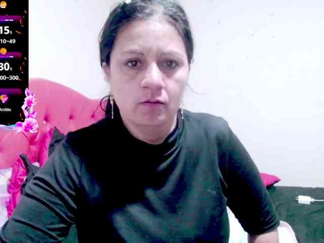 sexyjhoan81 webcam