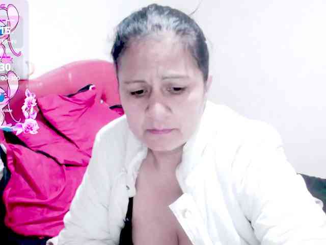sexyjhoan81 webcam