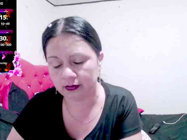 sexyjhoan81 webcam