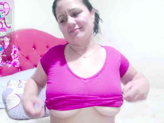 sexyjhoan81 webcam