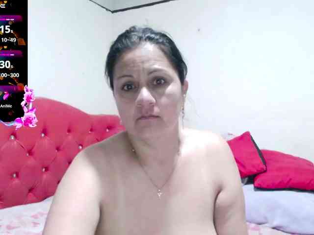 sexyjhoan81 webcam