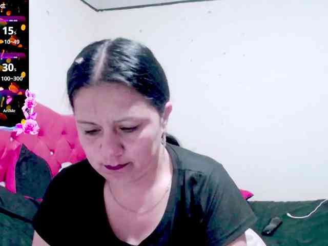 sexyjhoan81 webcam