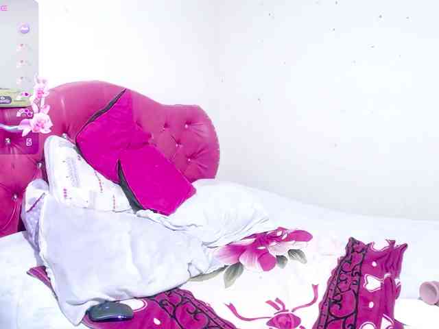 sexyjhoan81 webcam