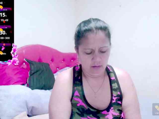 sexyjhoan81 webcam