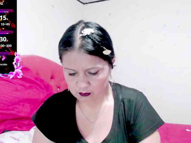 sexyjhoan81 webcam