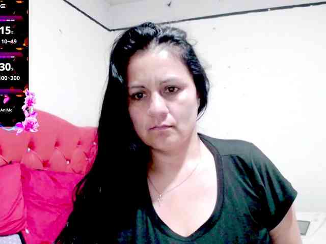 sexyjhoan81 webcam