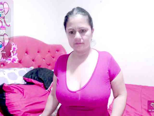 sexyjhoan81 webcam
