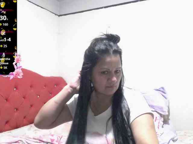 sexyjhoan81 webcam
