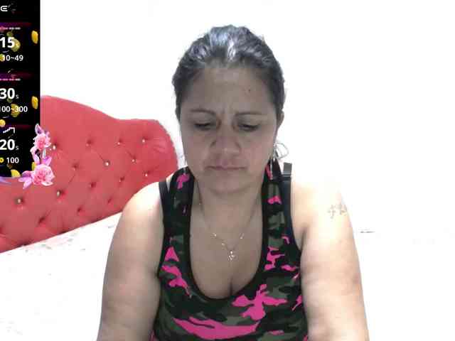 sexyjhoan81 webcam