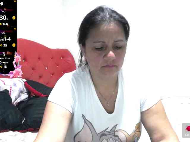 sexyjhoan81 webcam