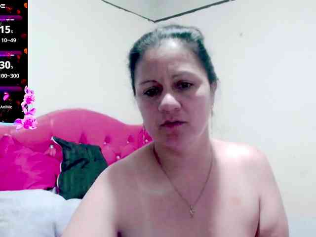 sexyjhoan81 webcam