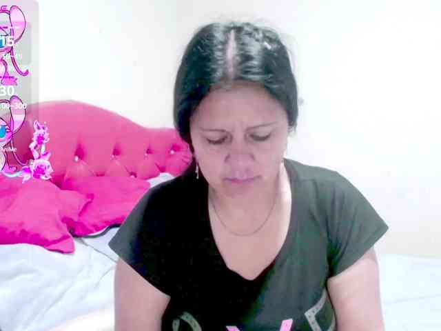sexyjhoan81 webcam