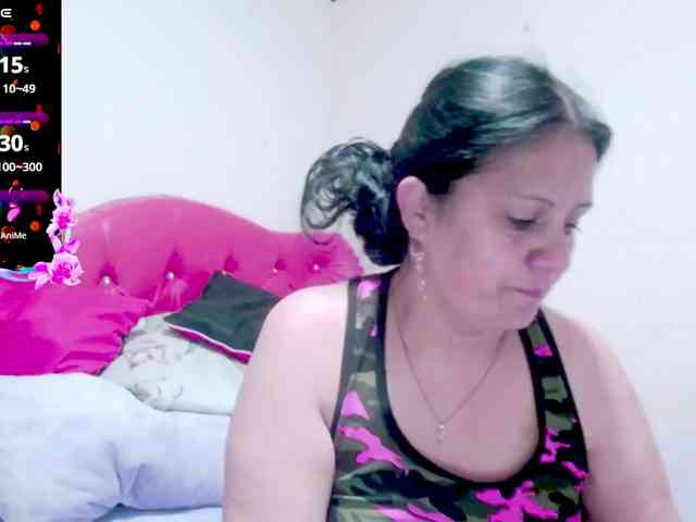 sexyjhoan81 webcam