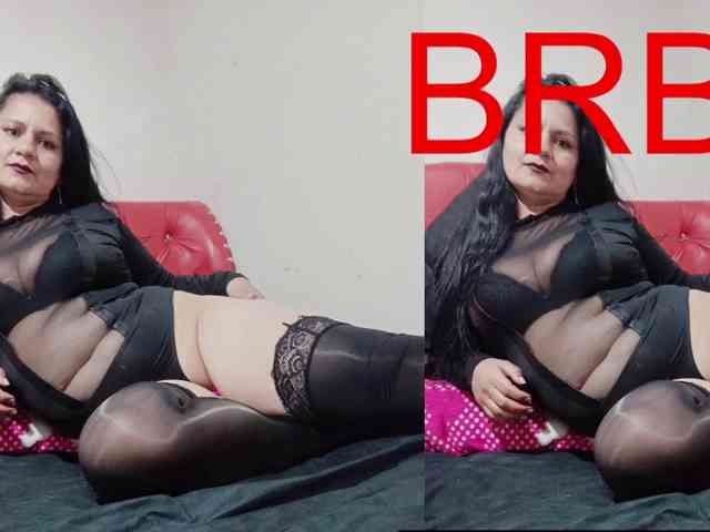 sexyjhoan81 webcam
