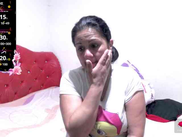sexyjhoan81 webcam