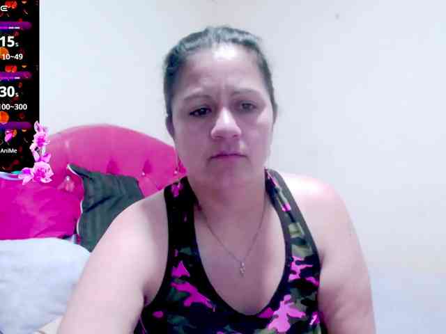 sexyjhoan81 webcam