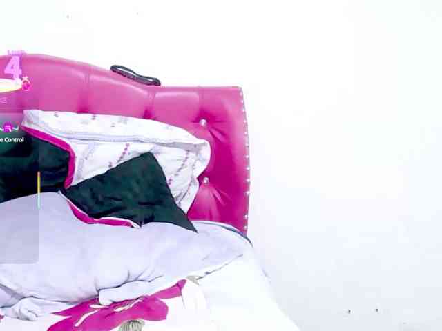 sexyjhoan81 webcam