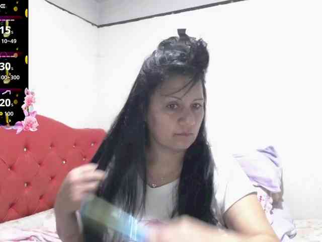 sexyjhoan81 webcam