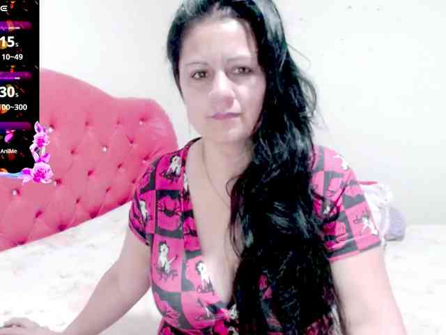 sexyjhoan81 webcam