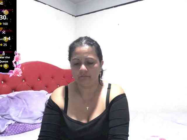sexyjhoan81 webcam