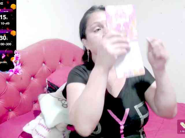 sexyjhoan81 webcam