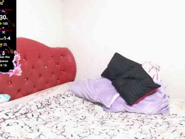 sexyjhoan81 webcam