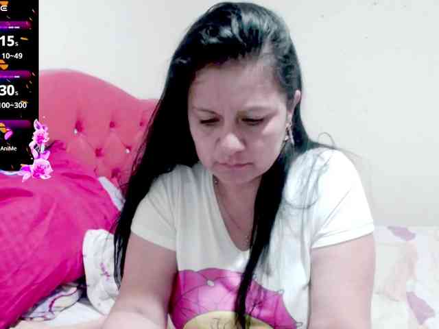 sexyjhoan81 webcam