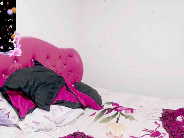 sexyjhoan81 webcam