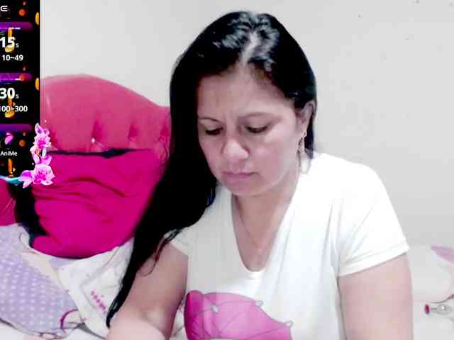 sexyjhoan81 webcam