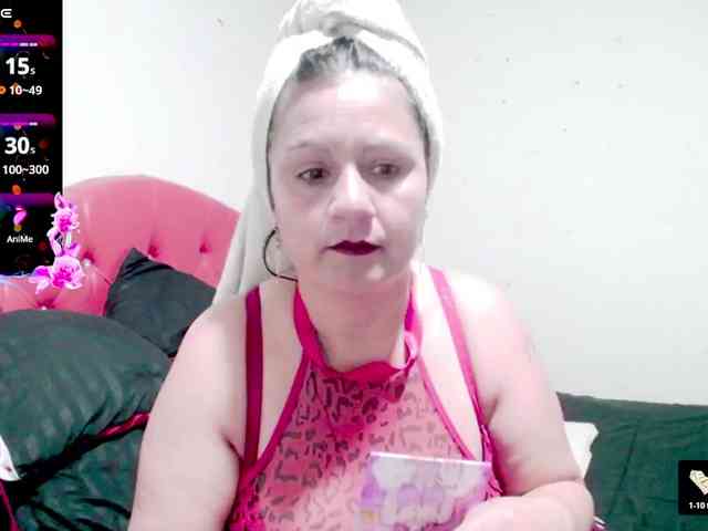 sexyjhoan81 webcam