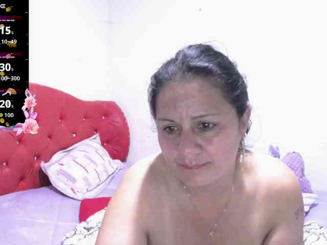 sexyjhoan81 webcam