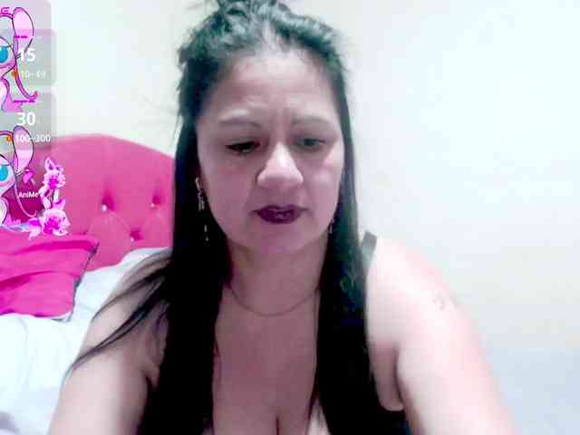 sexyjhoan81 webcam