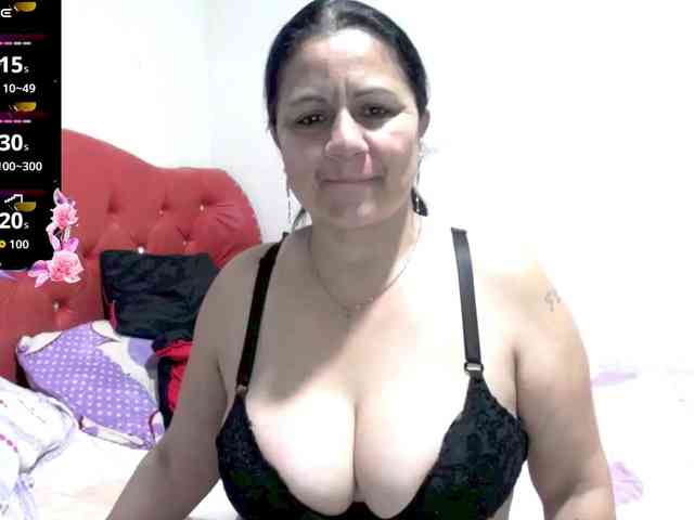 sexyjhoan81 webcam