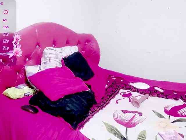 sexyjhoan81 webcam