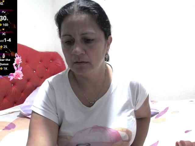 sexyjhoan81 webcam