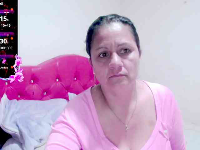sexyjhoan81 webcam