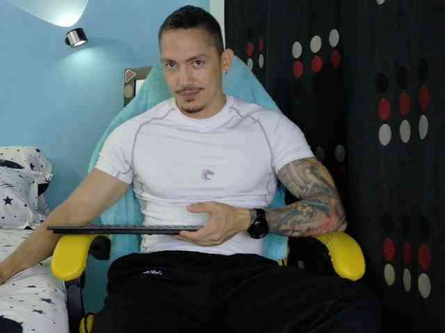 Alex-motta Sex Cam Show