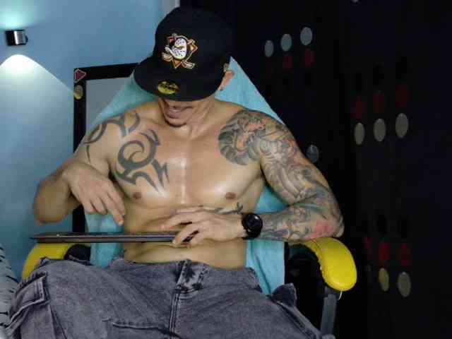 Alex-motta Sex Cam Show