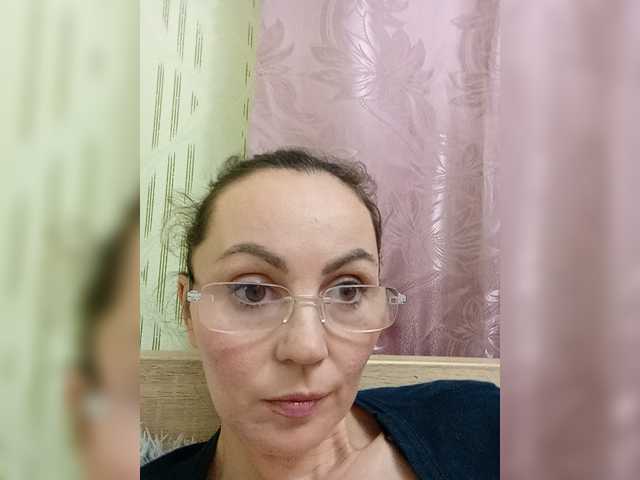 TessBertie live cam on BongaCams