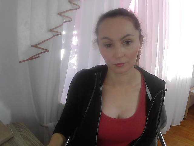 TessBertie live cam on BongaCams