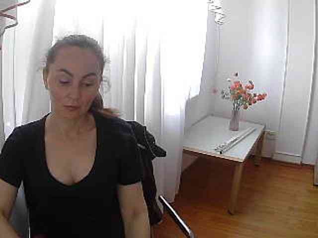TessBertie webcam