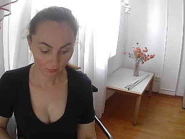 TessBertie webcam