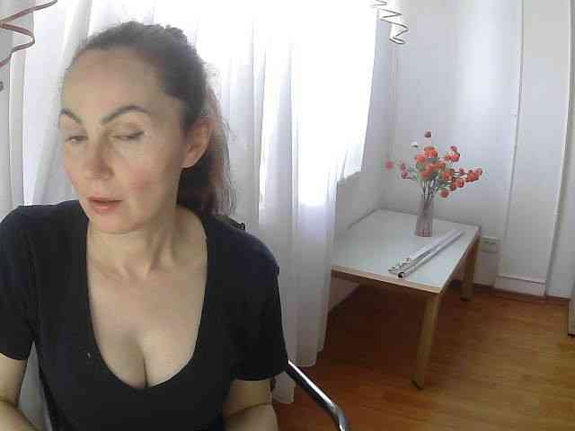 TessBertie webcam