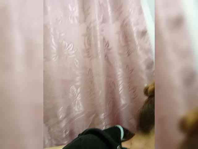 TessBertie webcam