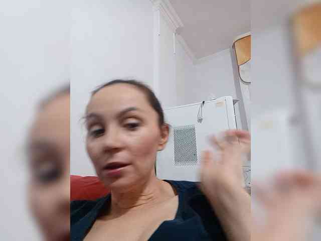 TessBertie webcam