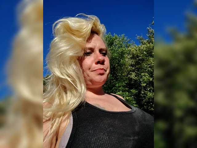 TheGirlfromtheinternet