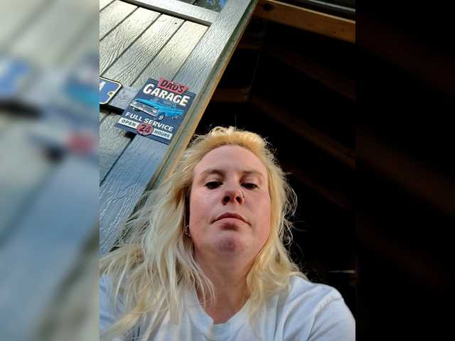 TheGirlfromtheinternet