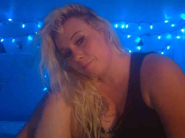 TheGirlfromtheinternet webcam
