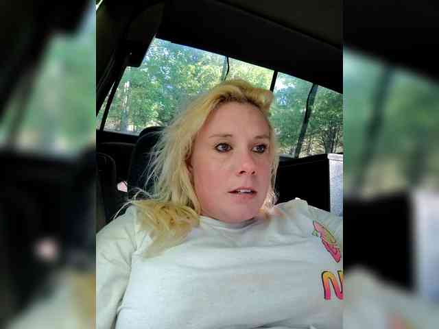 TheGirlfromtheinternet