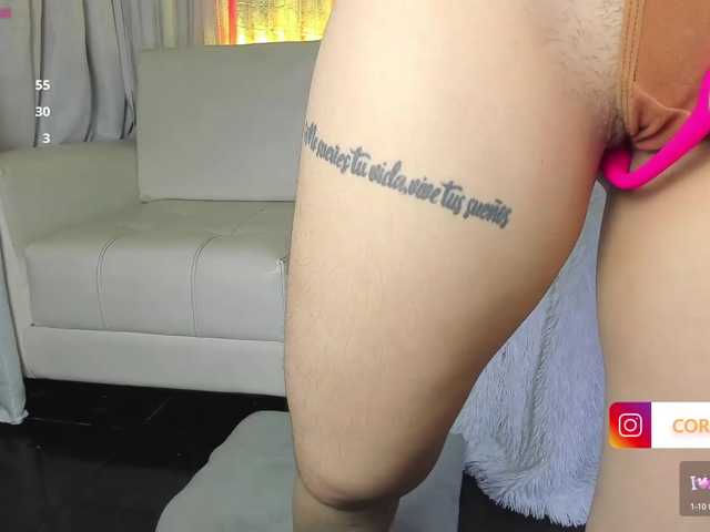 coralwells live cam on BongaCams